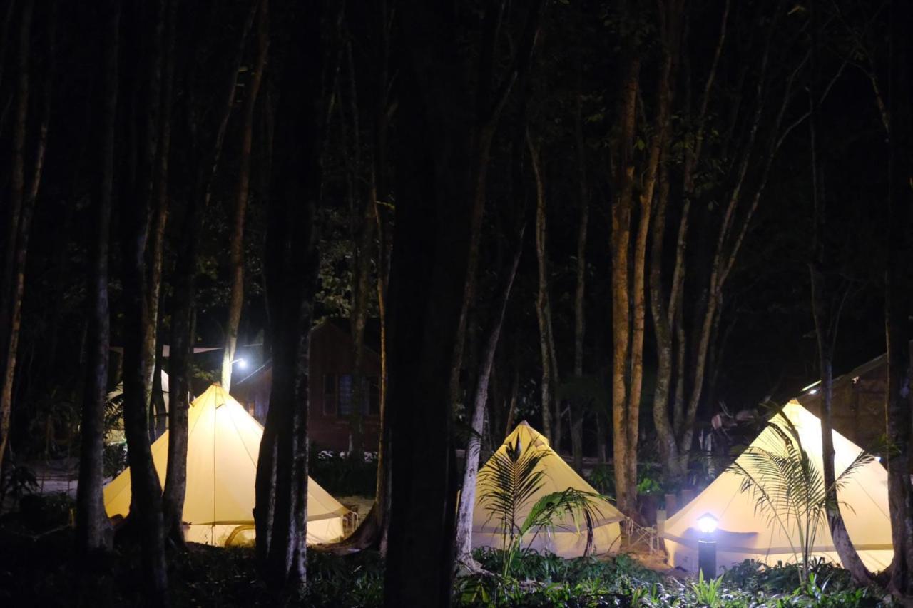 O Little Tent De Koh Chang Ранонг Екстериор снимка